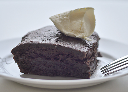 Gingerbread with Clotted Cream